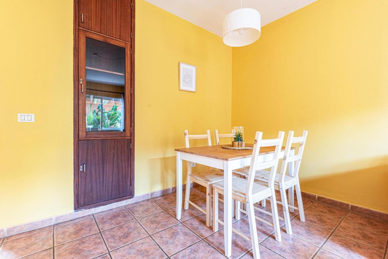 Parque Flores Apartment *